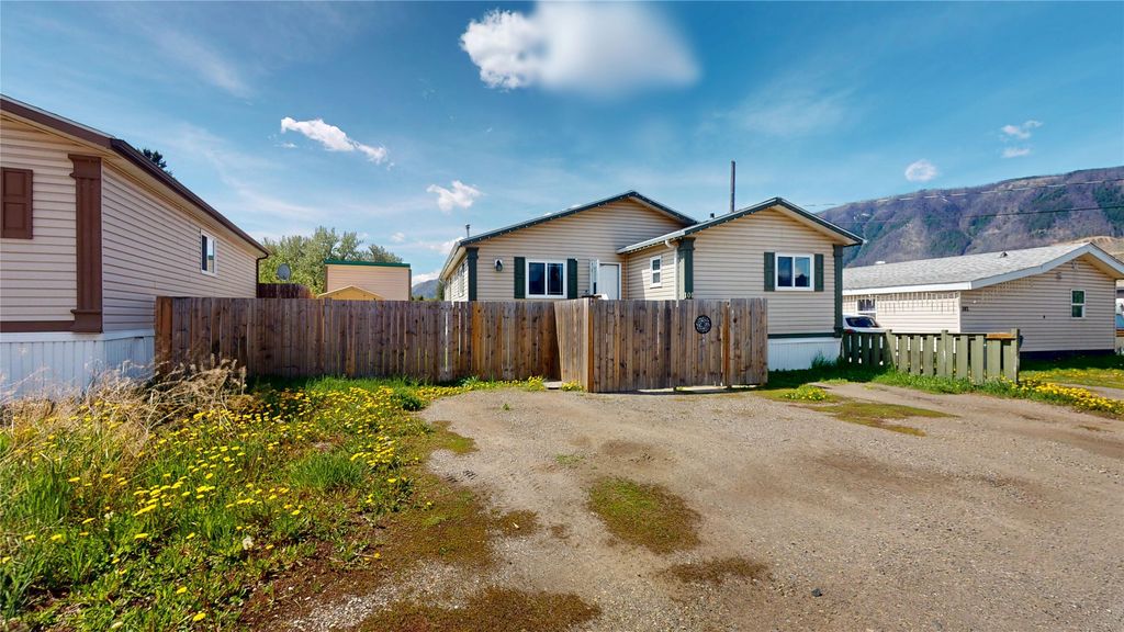 listing image 16517957394837444991