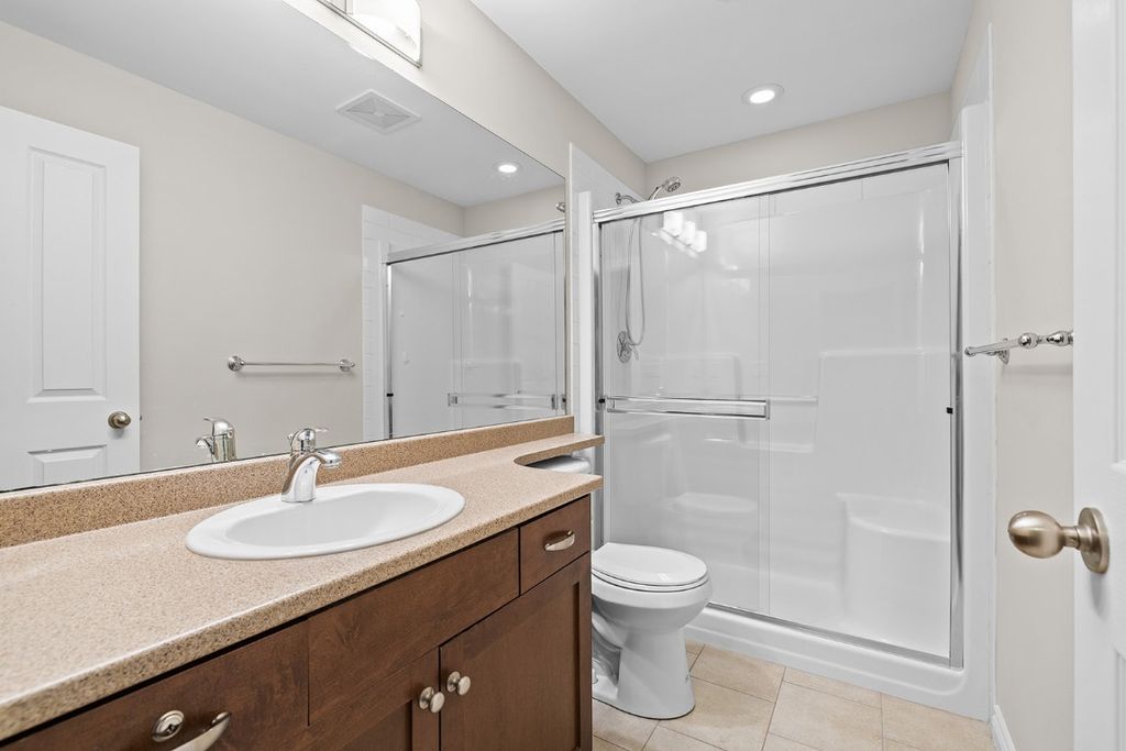 listing image 16519208212619060077