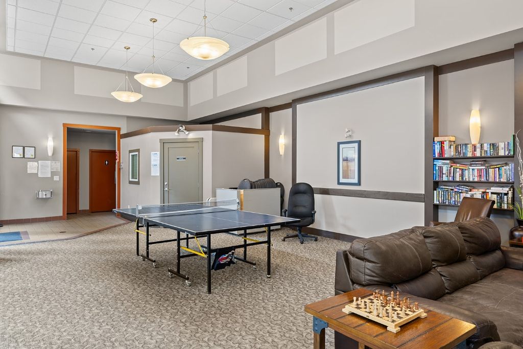 listing image 16514581872940305057