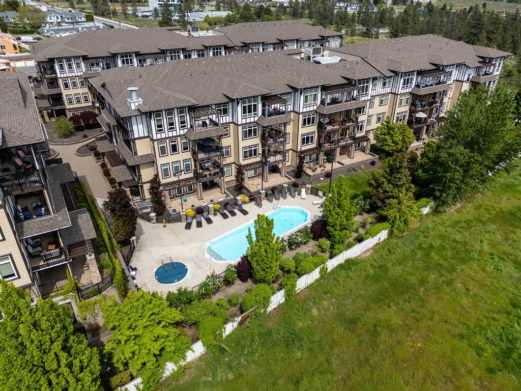 listing image 16510711750355580623