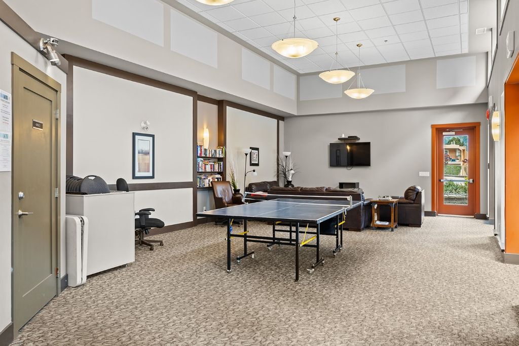 listing image 16513567933119065238