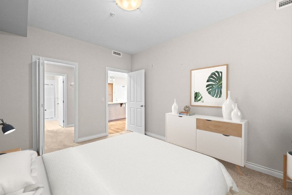 listing image 16512101567920862692