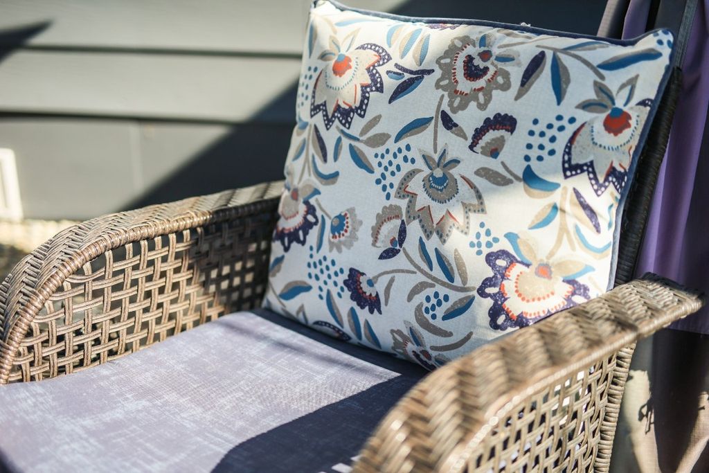 listing image 16518886988488506739