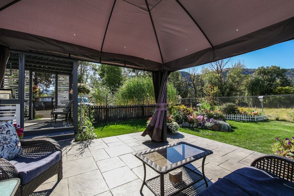 listing image 16517180847763794920