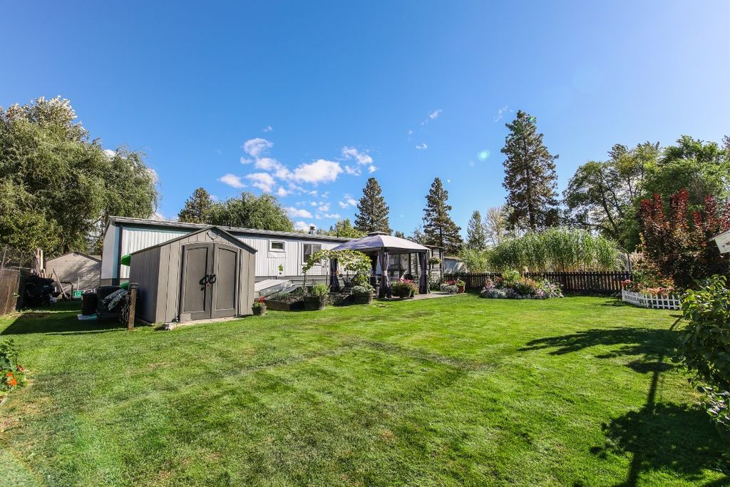 listing image 16513799033467194558