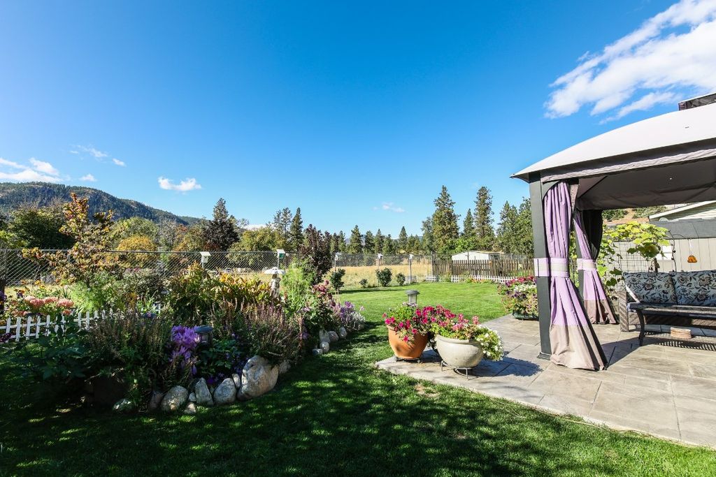 listing image 16512980621883830570