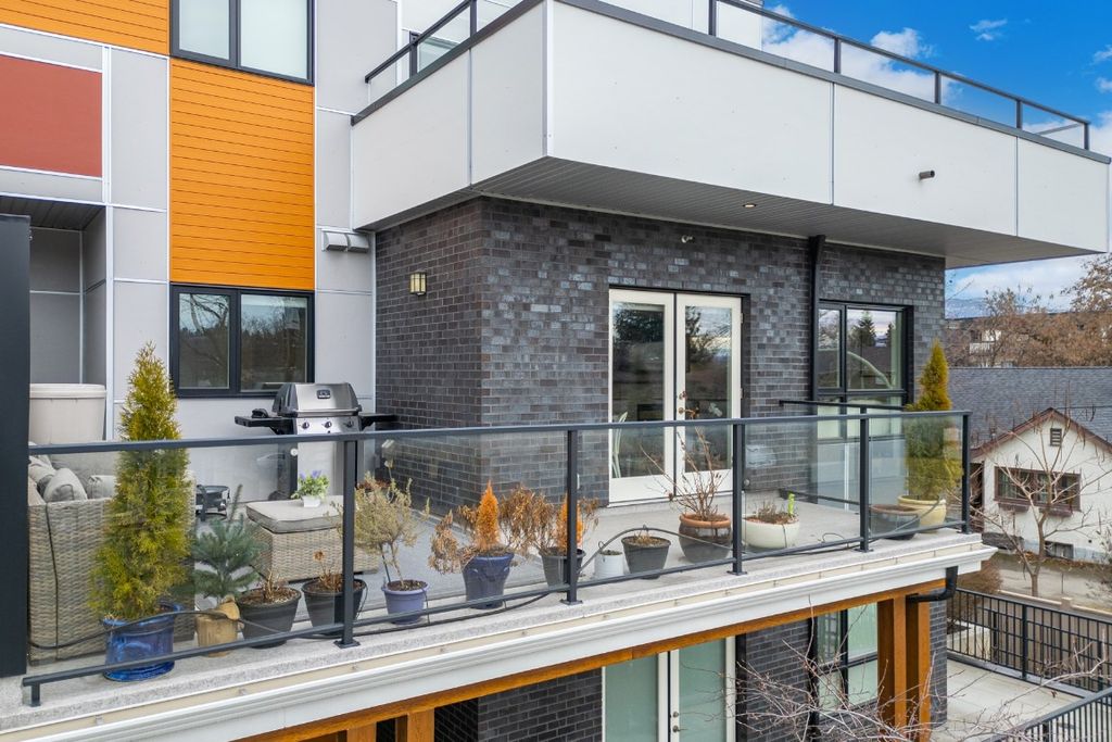 listing image 16514045290336175358