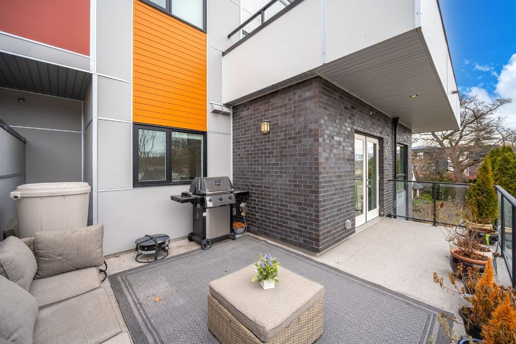 listing image 16510168386402708720