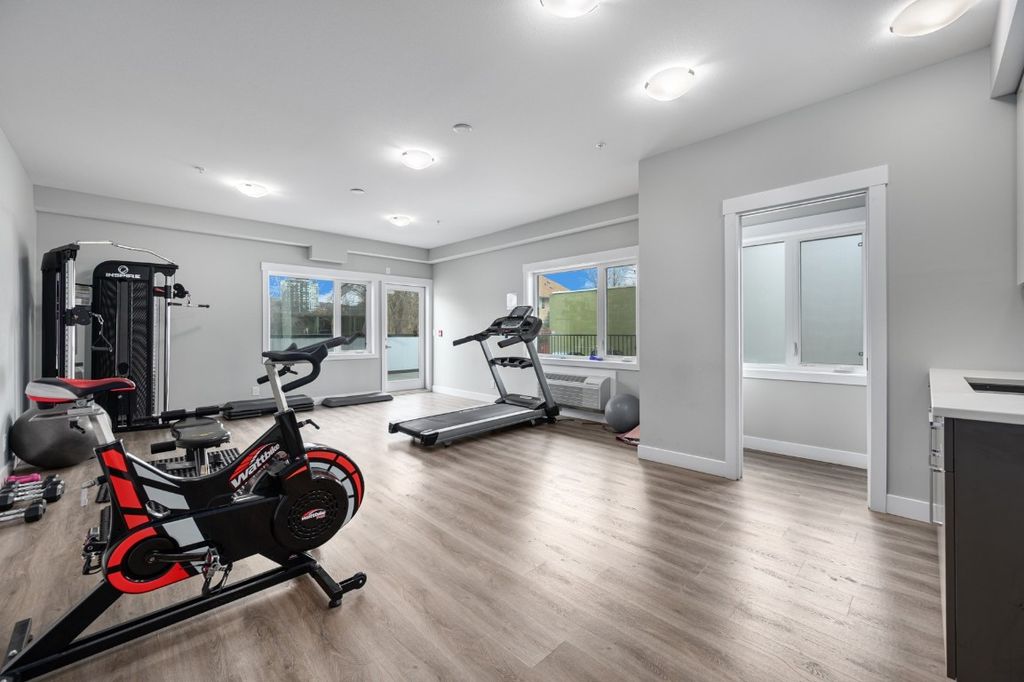 listing image 16512434332574096445