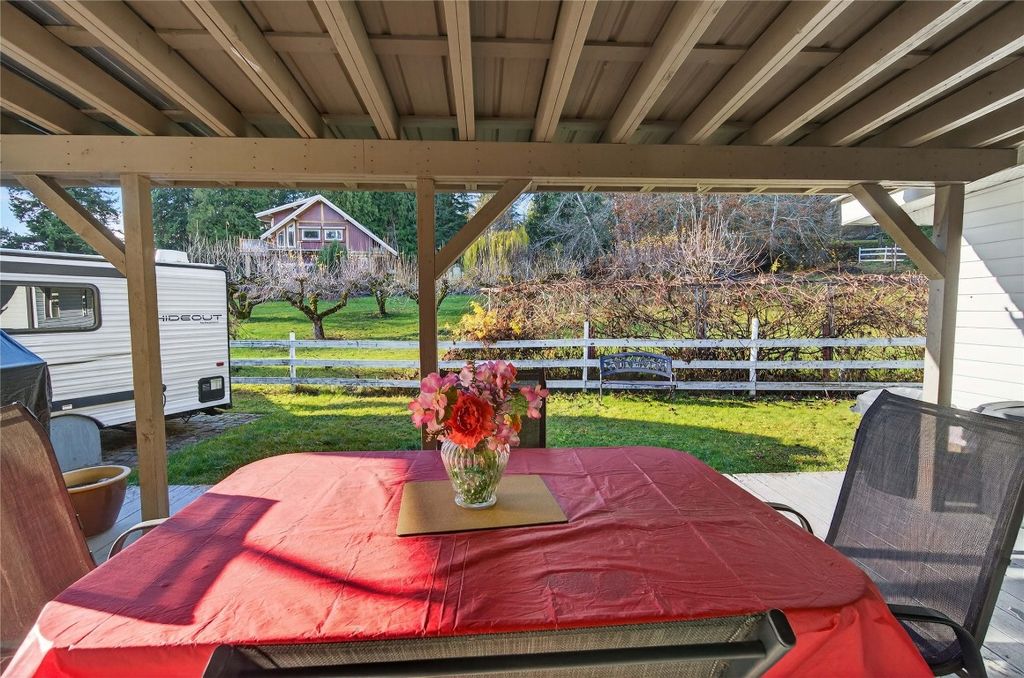 listing image 16515661188938208514