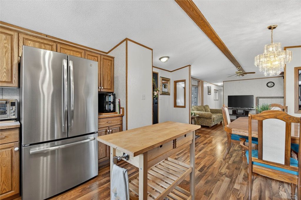 listing image 16510701860084544609