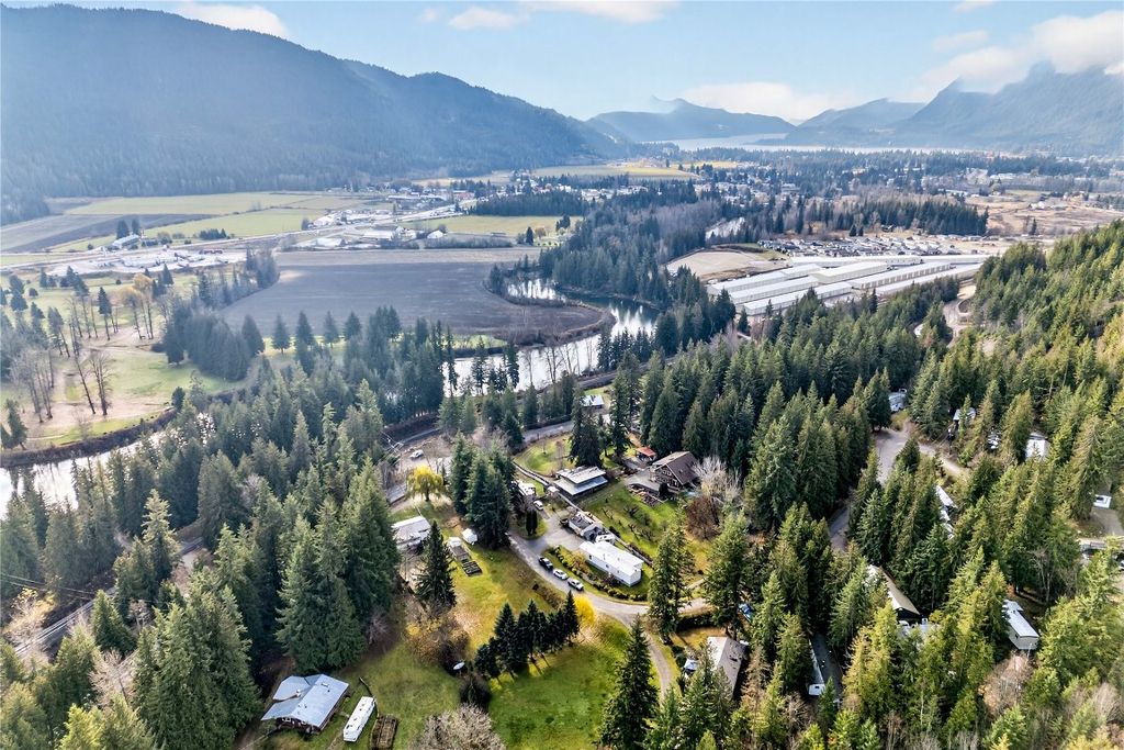 listing image 16518807606054619542