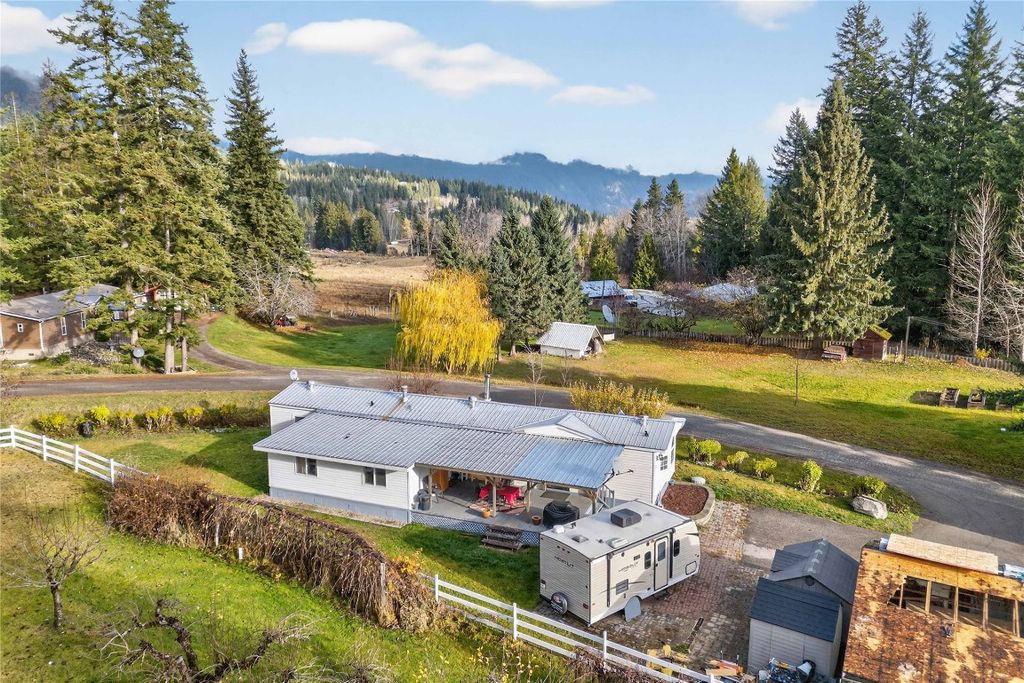 listing image 16511650939948830007