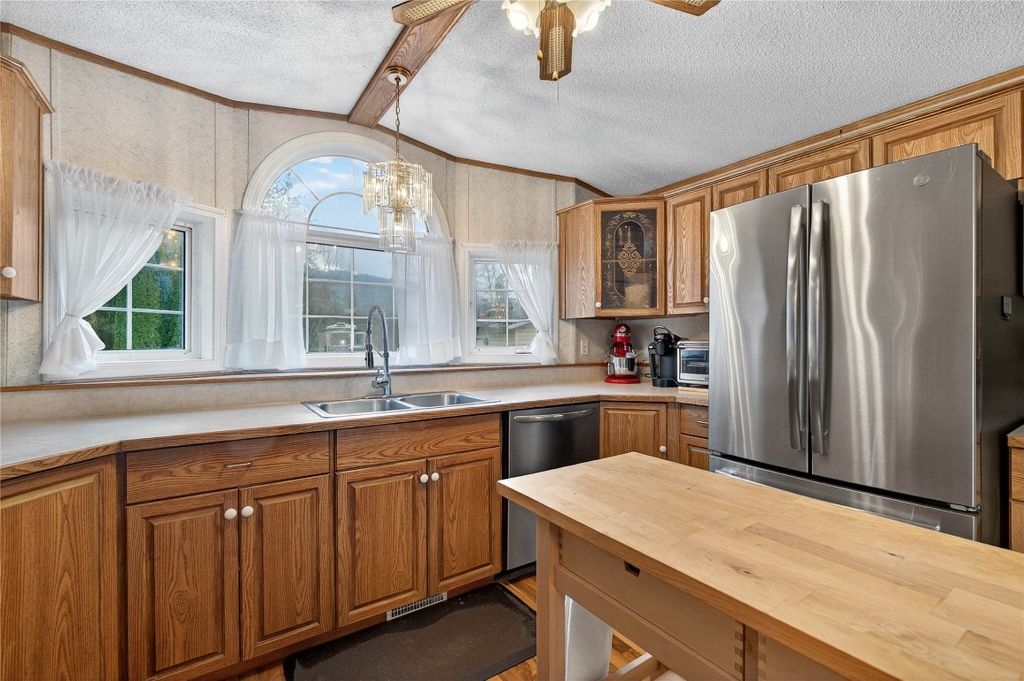 listing image 16510951799687952128