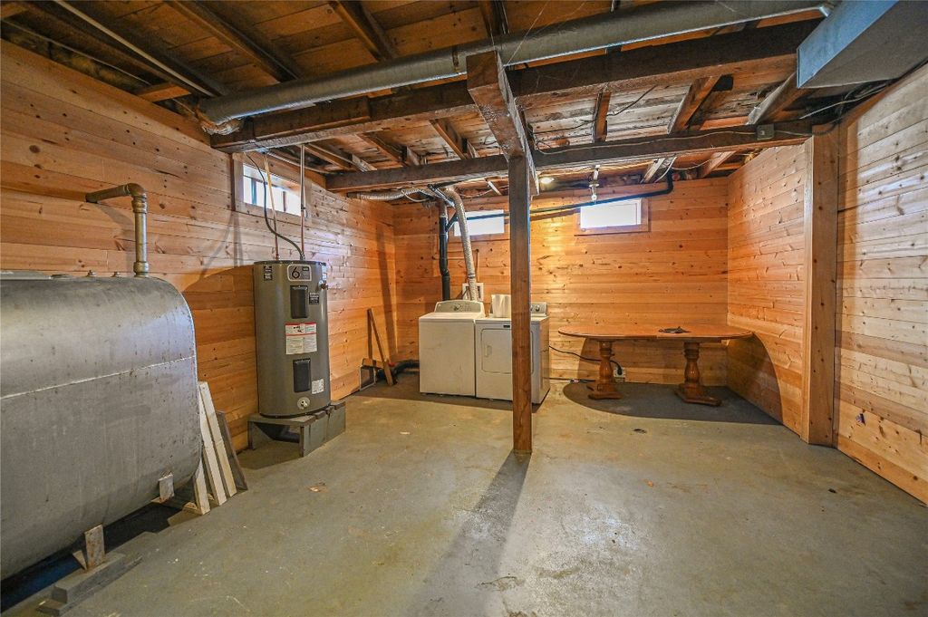 listing image 16511404127944826530
