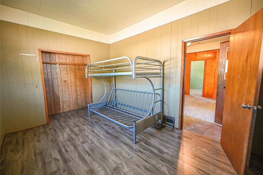 listing image 16514585503326832156