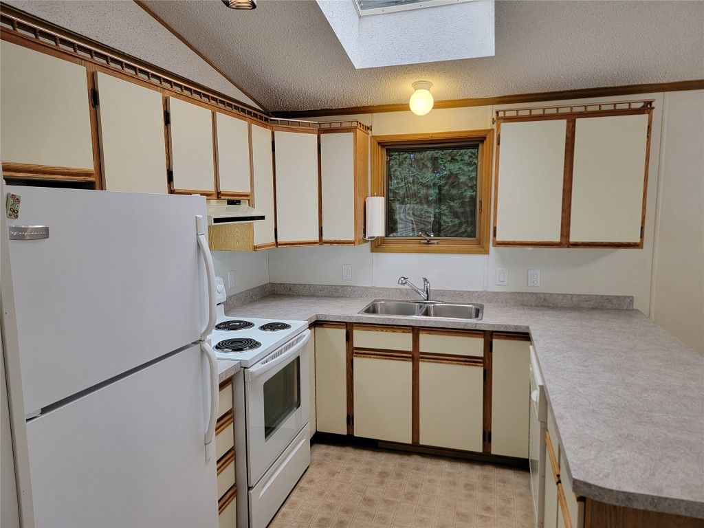 listing image 16512006059925209508