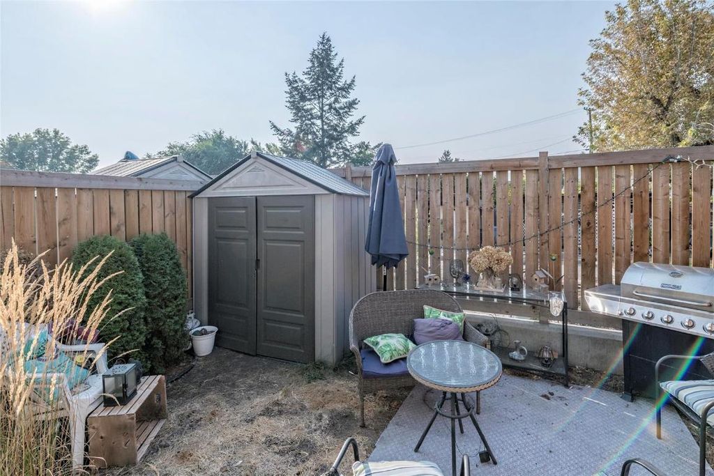 listing image 16513185549397486506