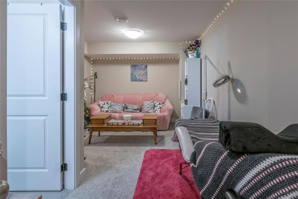 listing image 16519057204830710340