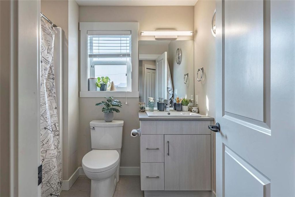 listing image 16510089808215924638