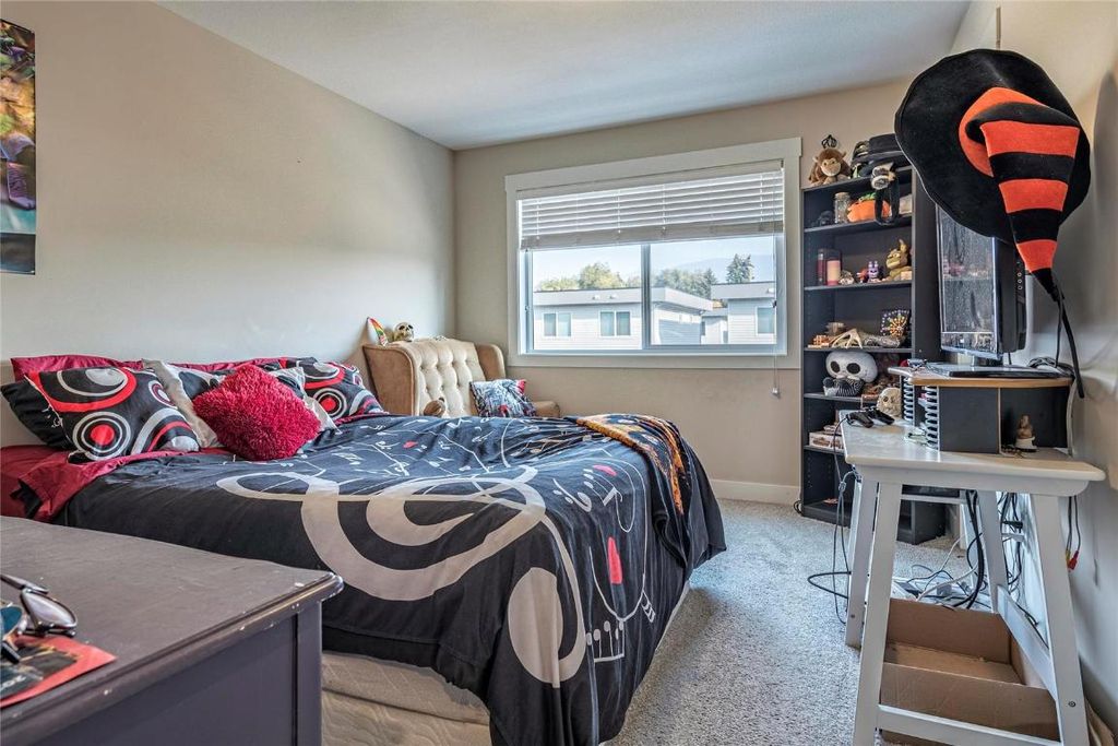 listing image 16516480485021608566