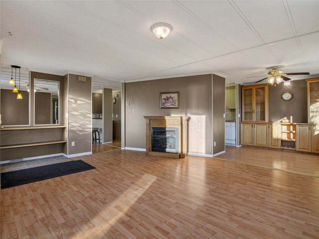 listing image 16516266706062138017