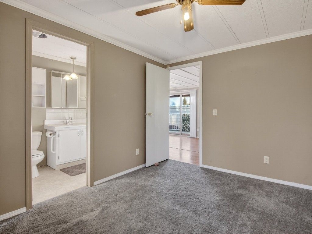 listing image 16516680507914033409