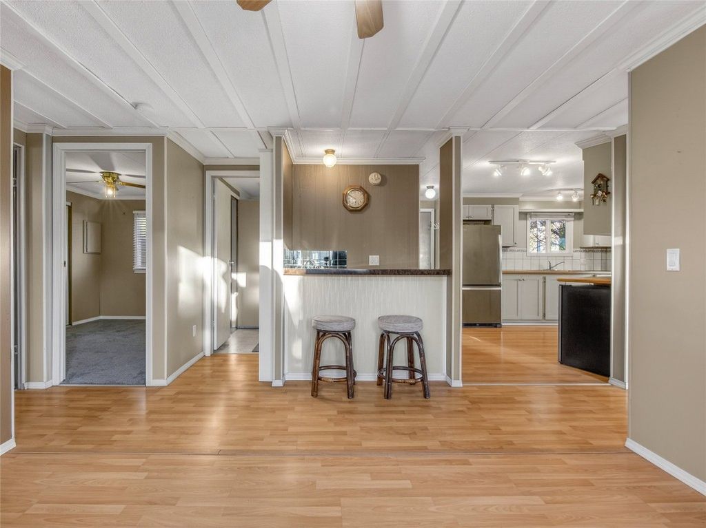 listing image 16511386529162007462