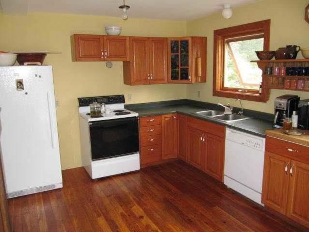 listing image 16512320964086545204