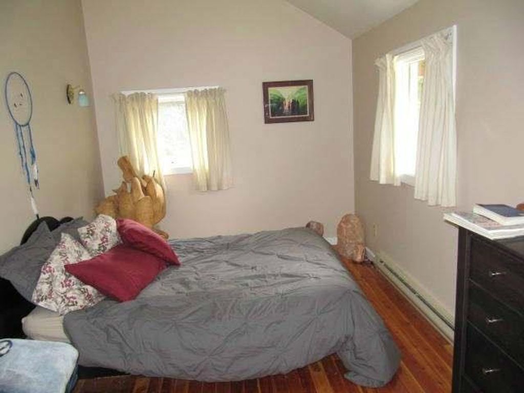 listing image 16510771446846186678