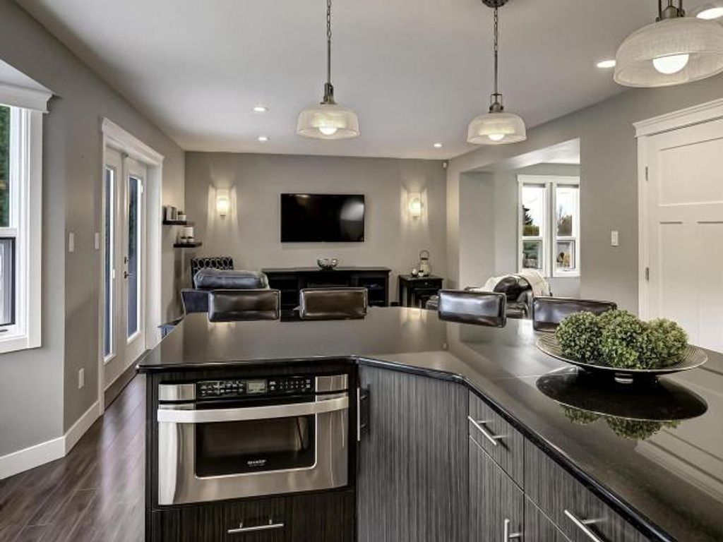 listing image 16513032477907893813