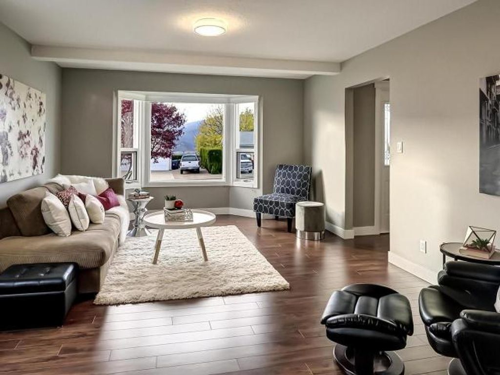listing image 16513192646416603480