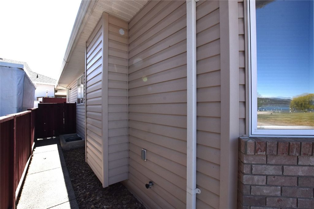 listing image 16512085672749088061