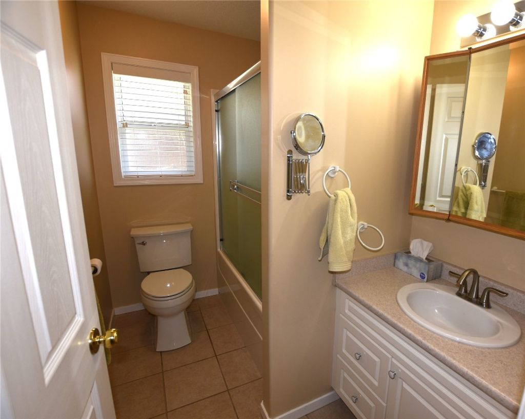 listing image 16519813817757258133