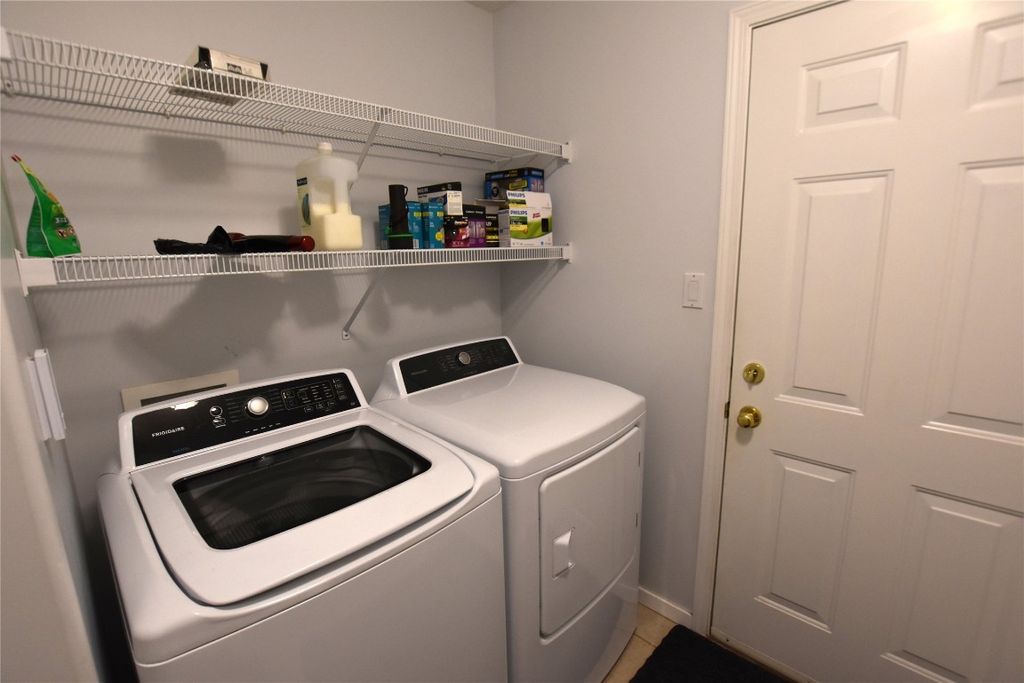 listing image 16516420714607334178