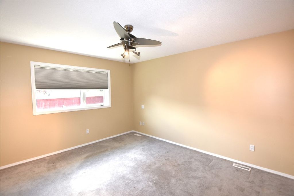 listing image 16512222928706365384