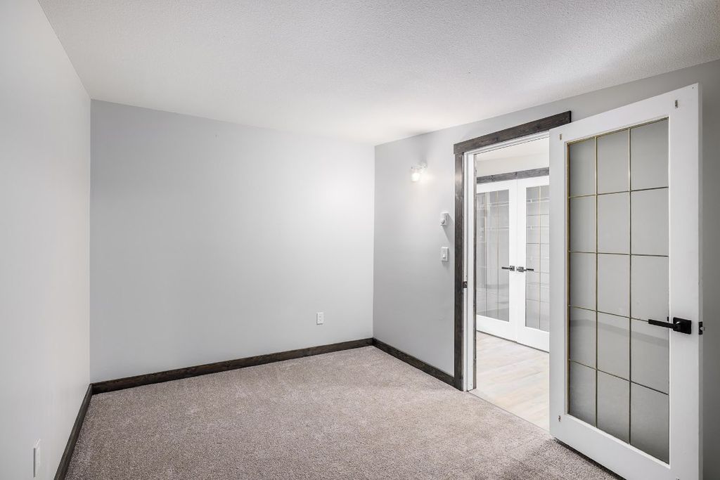 listing image 16510751076341513842