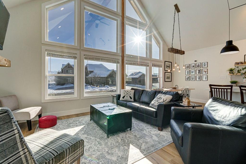 listing image 16511051427453945252