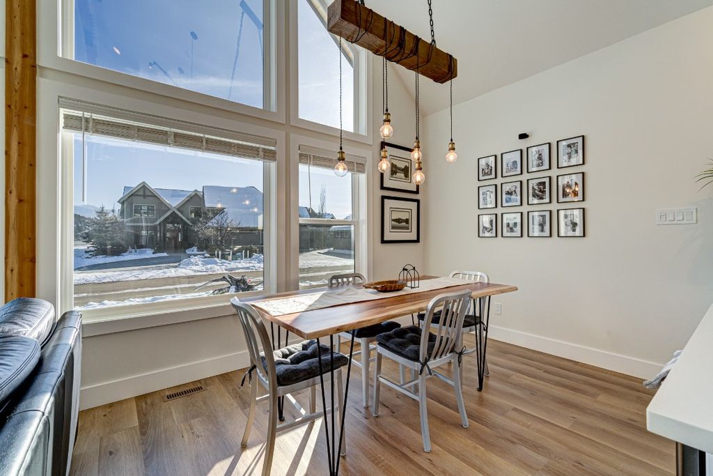 listing image 16511122044307589314
