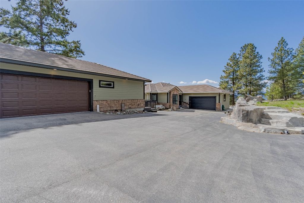 listing image 16515693075009984205