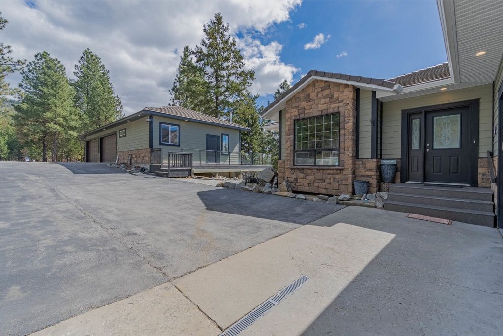 listing image 16518260565792707174