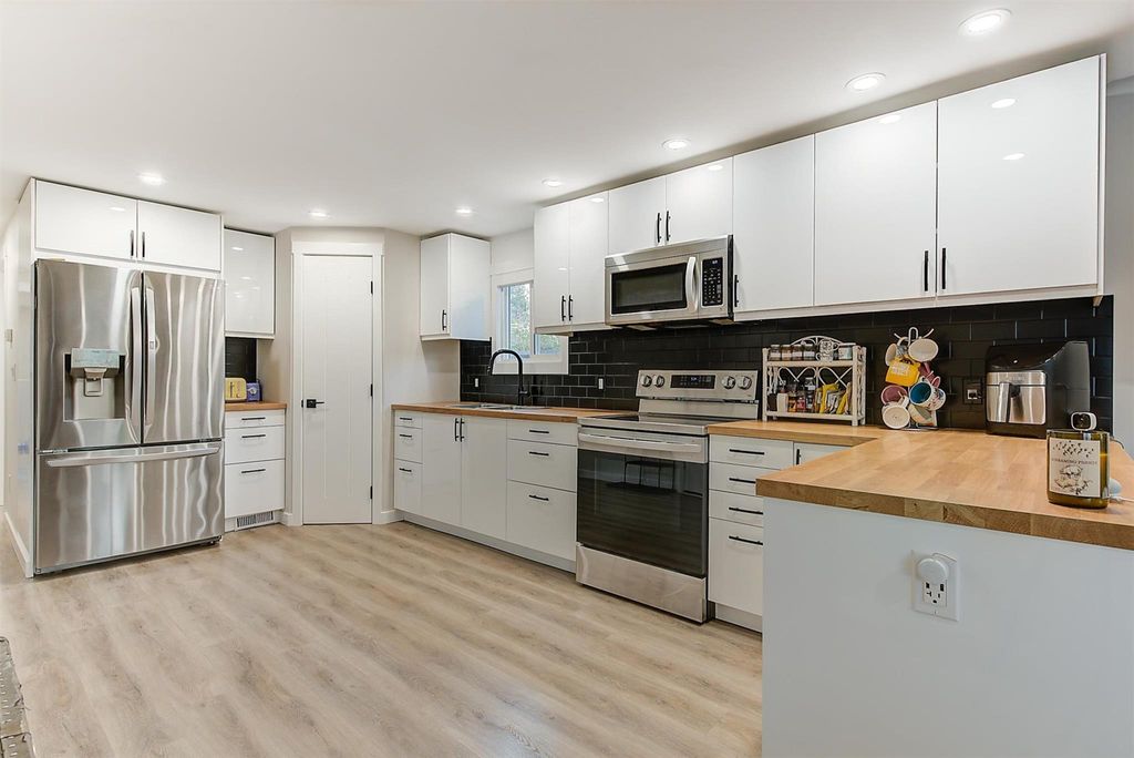 listing image 16515939436350701083