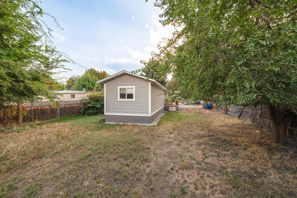 listing image 16512482880156236995