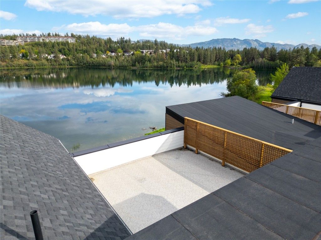 listing image 16512321778961032379