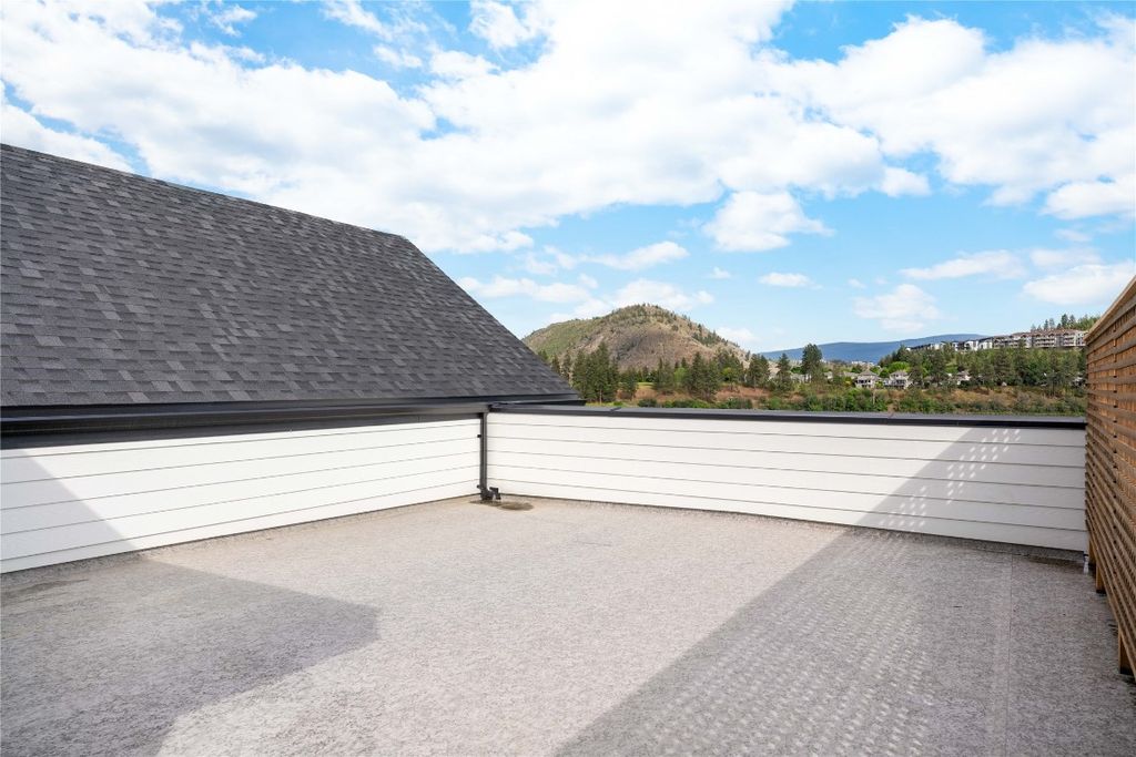 listing image 16516873511279381376