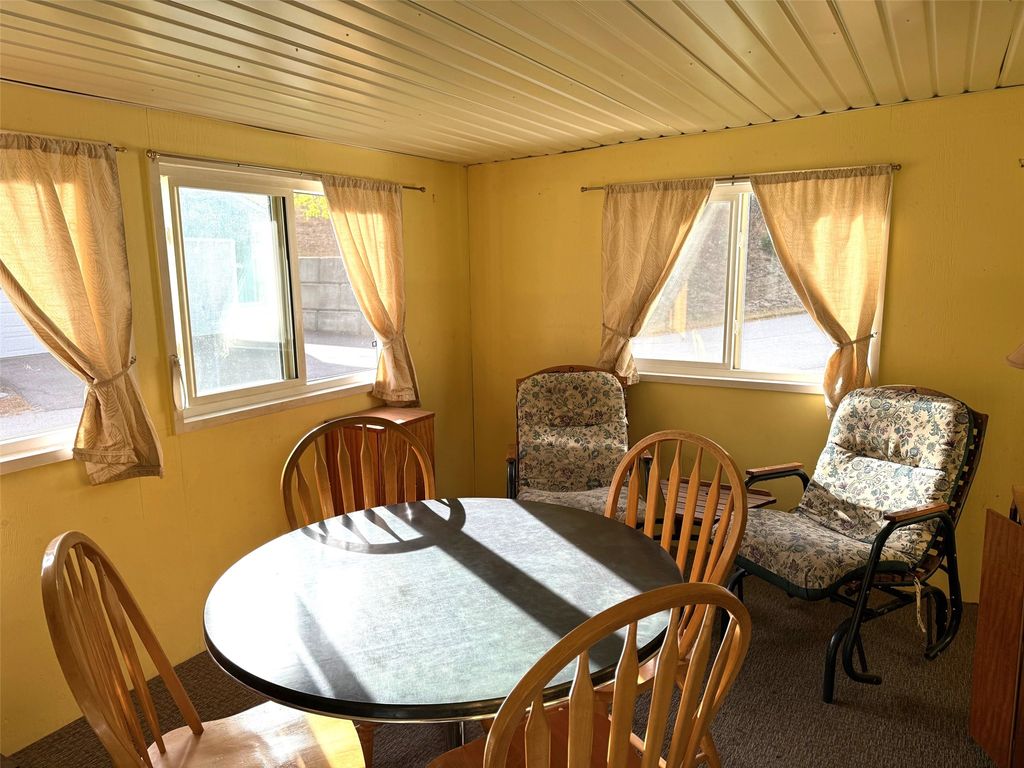 listing image 16515722550268198984