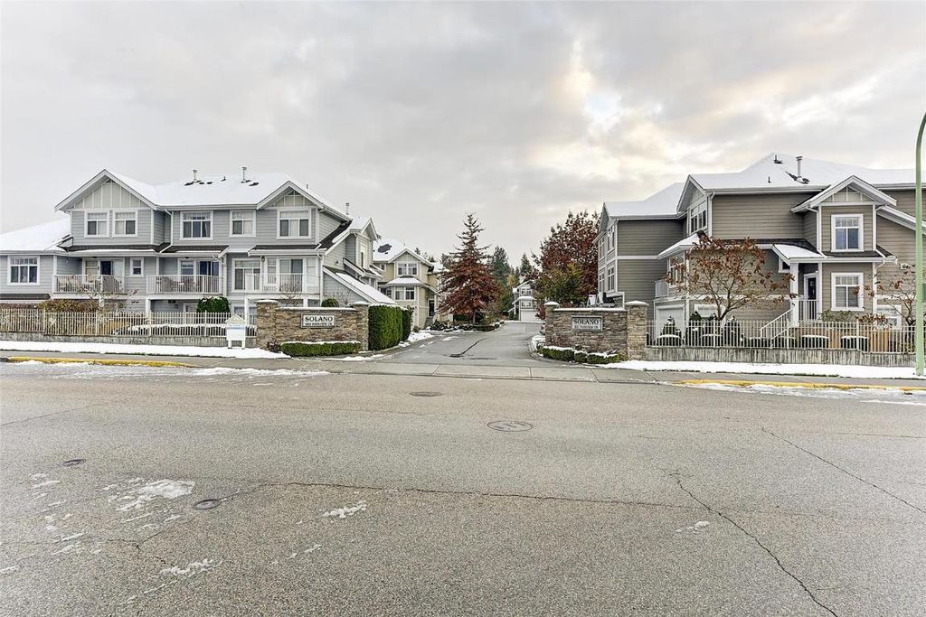 listing image 16512427622440391916
