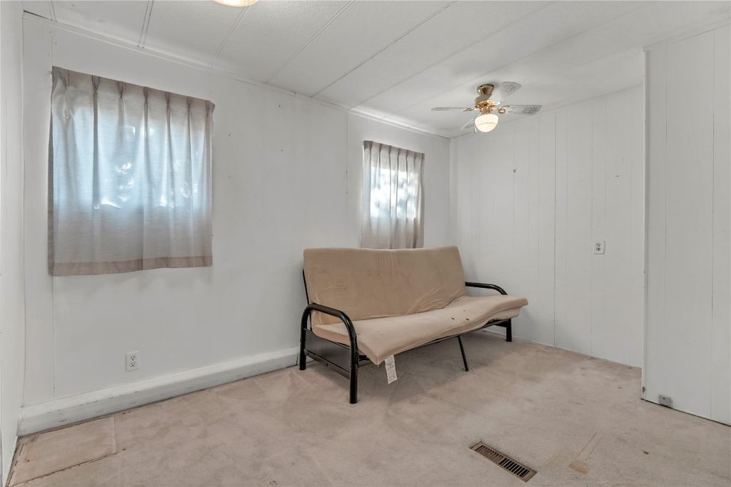 listing image 16517371453978883007