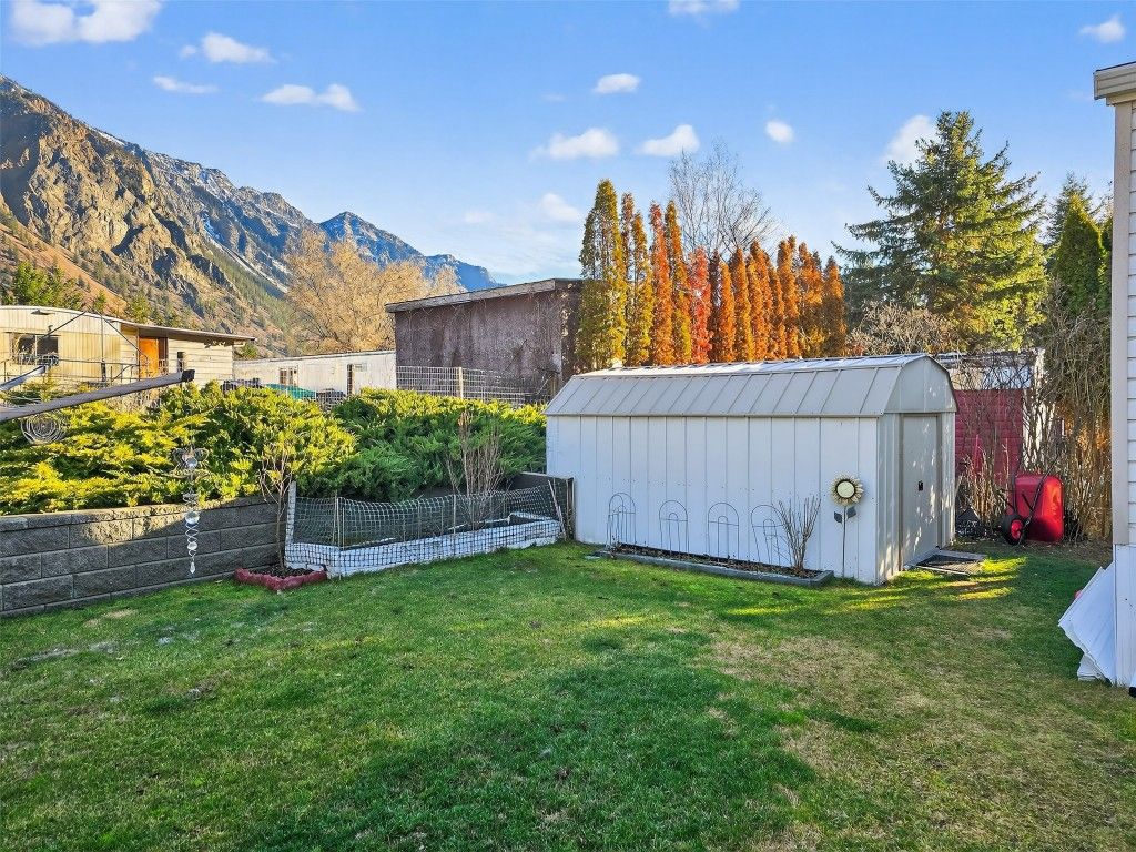 listing image 16515995823327417671