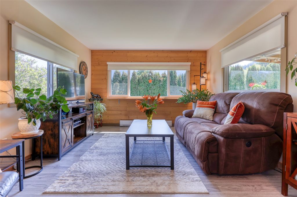 listing image 16511474697909393160